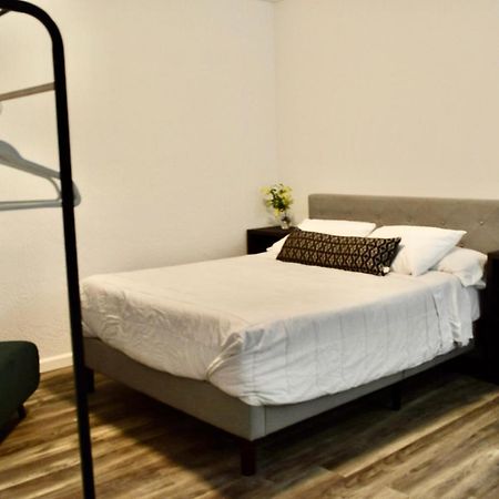 Weeki Wachee Guest Suite สปริงฮิลล์ ภายนอก รูปภาพ