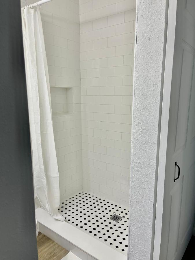 Weeki Wachee Guest Suite สปริงฮิลล์ ภายนอก รูปภาพ