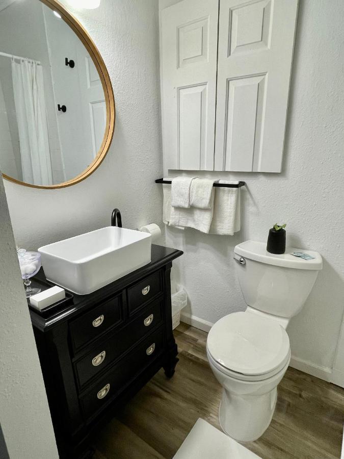Weeki Wachee Guest Suite สปริงฮิลล์ ภายนอก รูปภาพ
